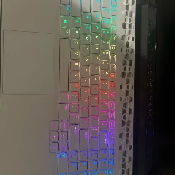 Alienware Silver Gaming Laptop with RGB Keyboard and Large Display - Picture 3 of 6
